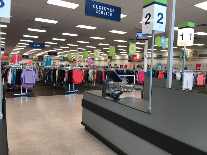 Friendly and Knowledgeable Staff Who Go the Extra Mile Friendly and Knowledgeable Staff Who Go the Extra Mile