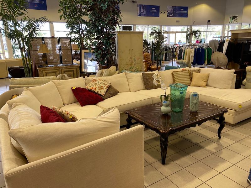 Furniture Finds That Will Wow Your Living Room Furniture Finds That Will Wow Your Living Room