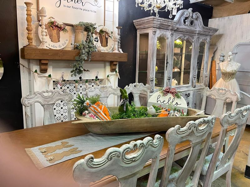 Furniture Finds That Would Make Any Designer Jealous Furniture Finds That Would Make Any Designer Jealous