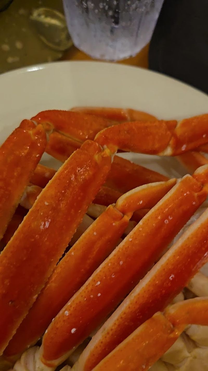 Garlic and Cajun Flavored Crab Legs