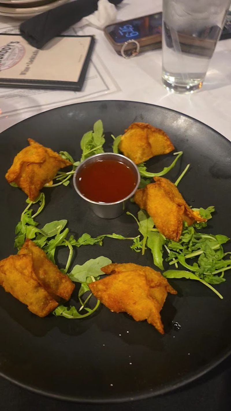 Gator Bites Worth Every Adventurous Chew Gator Bites Worth Every Adventurous Chew