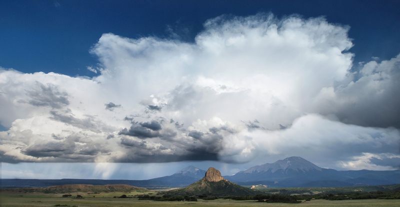Geological Dikes That Will Absolutely Blow Your Mind