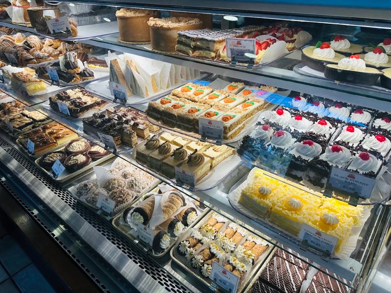 German Cheesecakes and Tortes Worth the Drive Alone German Cheesecakes and Tortes Worth the Drive Alone