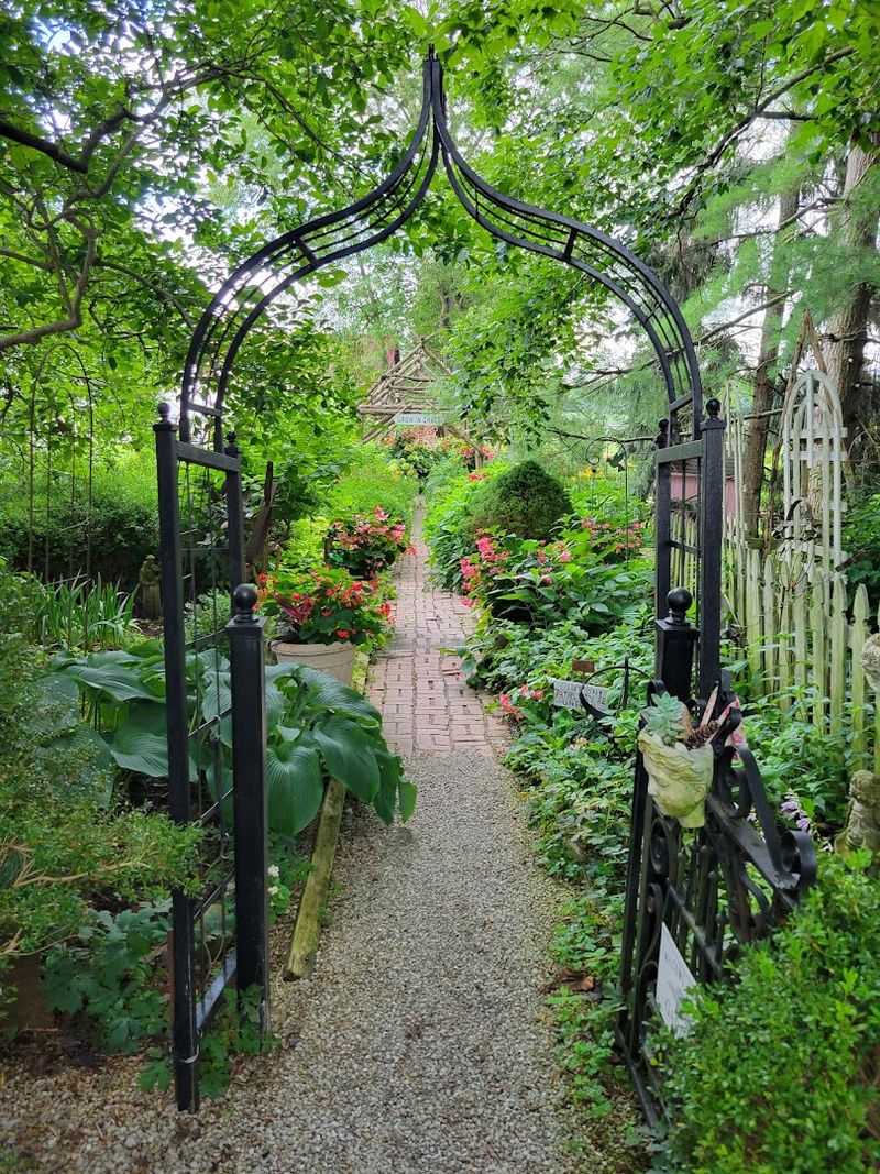 Gorgeous Gardens That Stop You Mid-Step