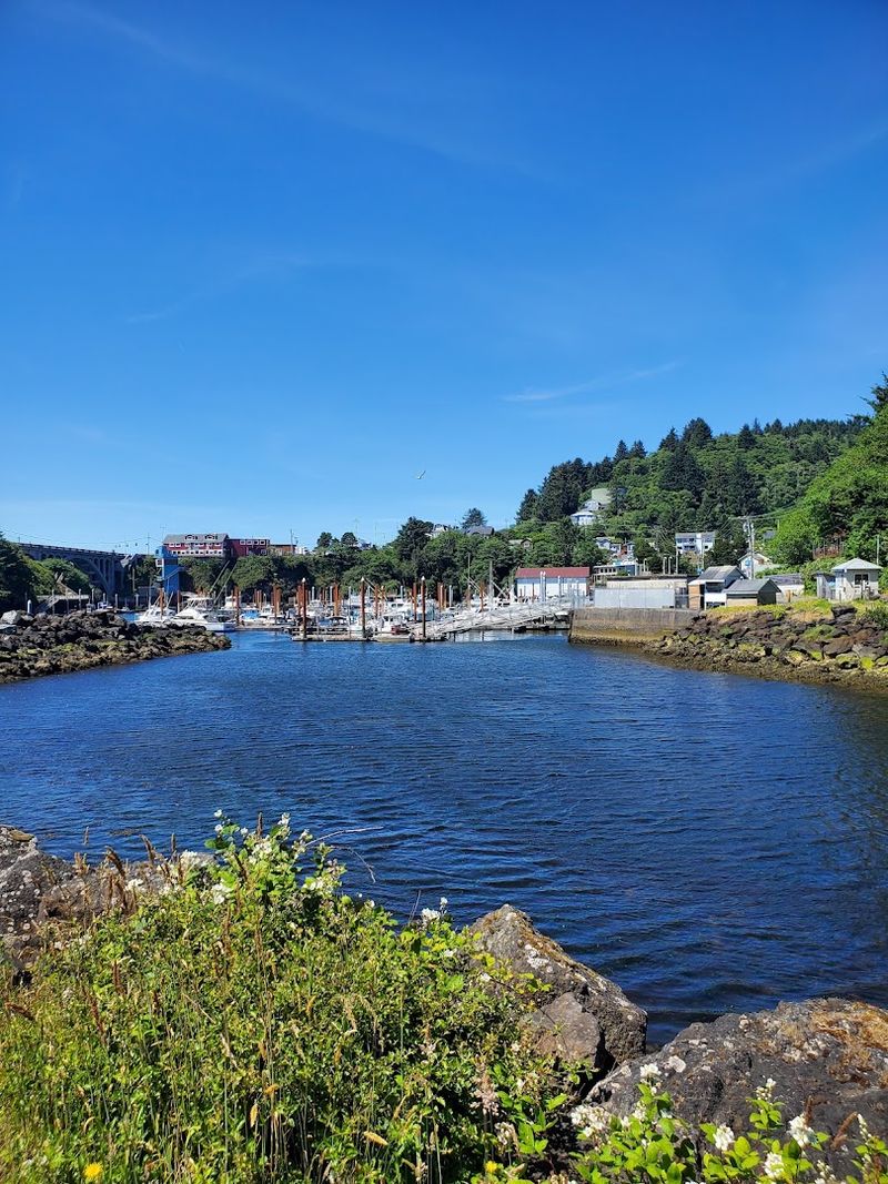 Gracie's Sea Hag Restaurant and Bar — A Depoe Bay Institution Since 1963 Gracie's Sea Hag Restaurant and Bar — A Depoe Bay Institution Since 1963