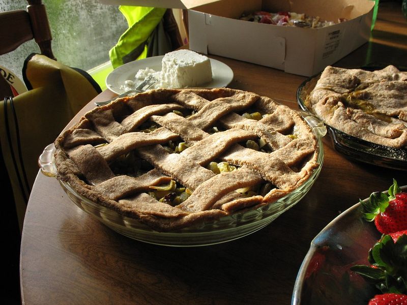 Green tomato pie