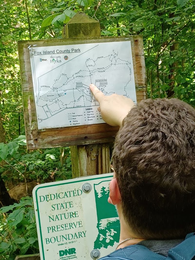Guided Hikes with Knowledgeable Naturalists Guided Hikes with Knowledgeable Naturalists