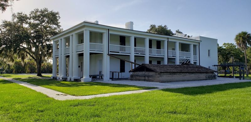 Guided Mansion Tours Worth Every Penny
