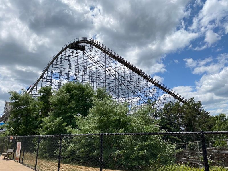 Hades Roller Coaster: A Bumpy, Wild Underground Ride