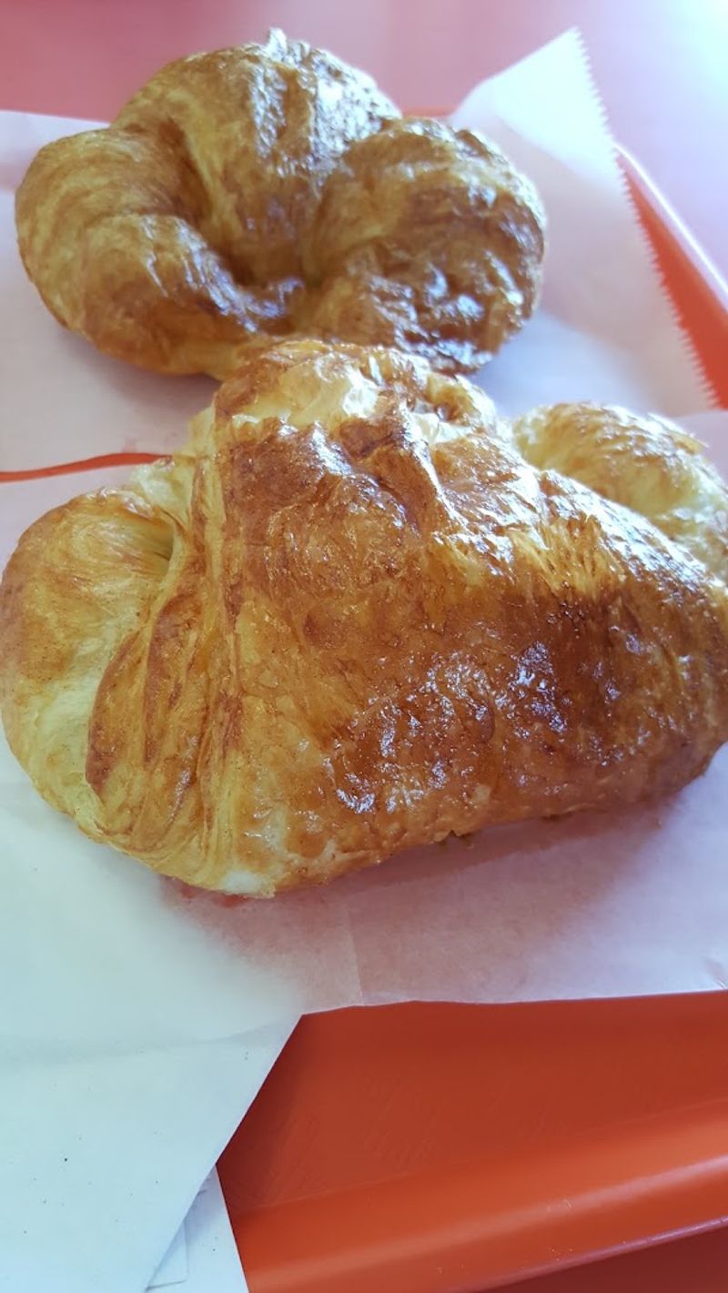 Ham and Cheese Croissants That Steal the Show