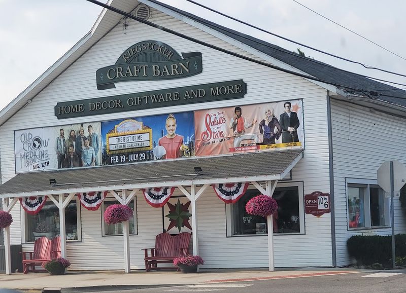 Handcrafted Furniture Shops