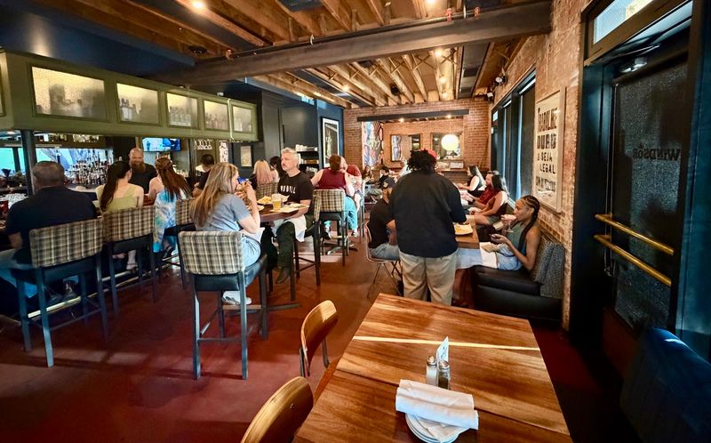 Happy Hour Deals That Make Every Visit Feel Like a Win