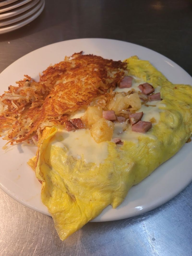Hash Browns Crispy Enough to Make You Order a Second Plate