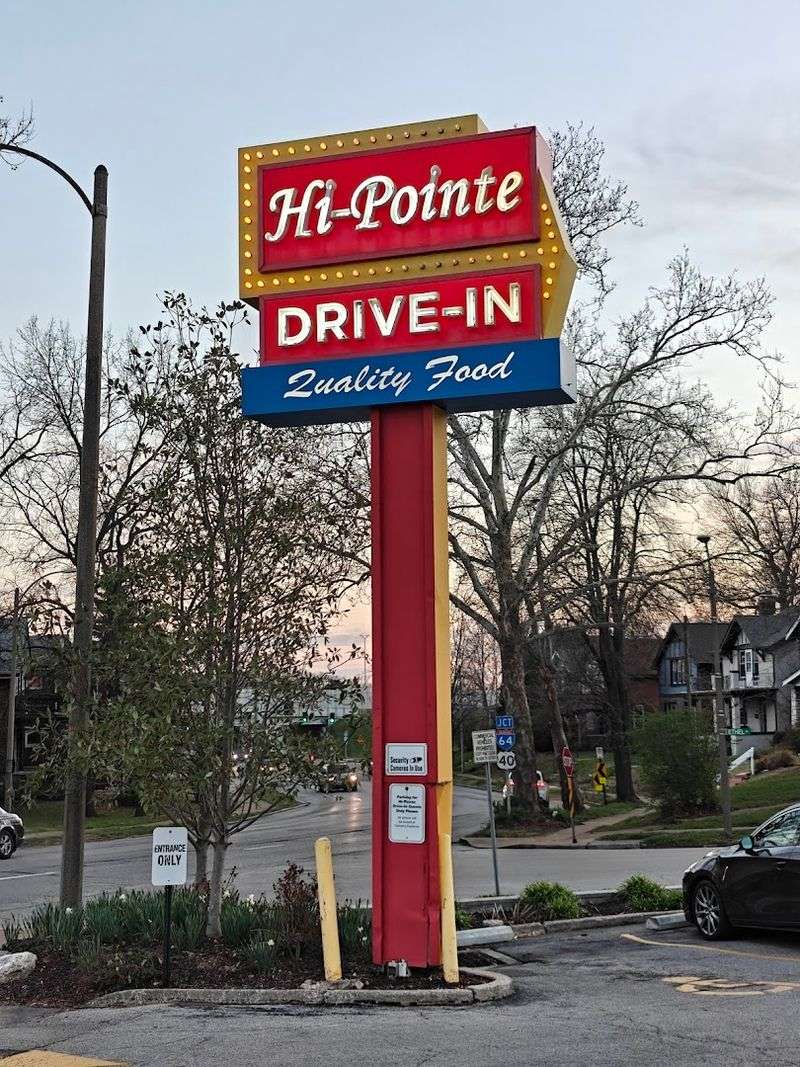 Hi-Pointe Drive-In - St. Louis, Missouri
