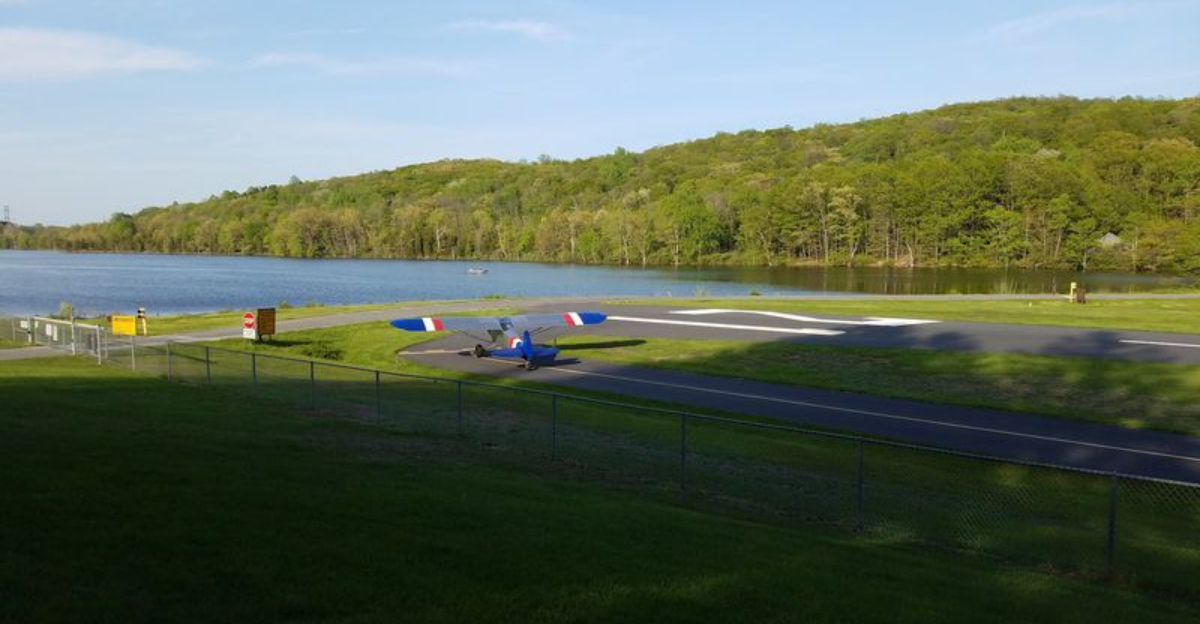Hidden Inside A New Jersey State Park Is A Forgotten 1920s Airfield