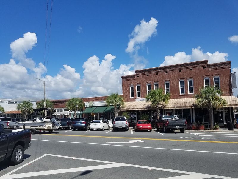 Historic Downtown Streets Worth Exploring on Foot