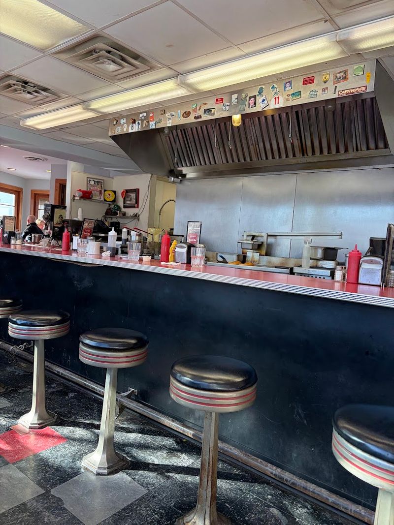 History on the Walls, Heart in Every Bite