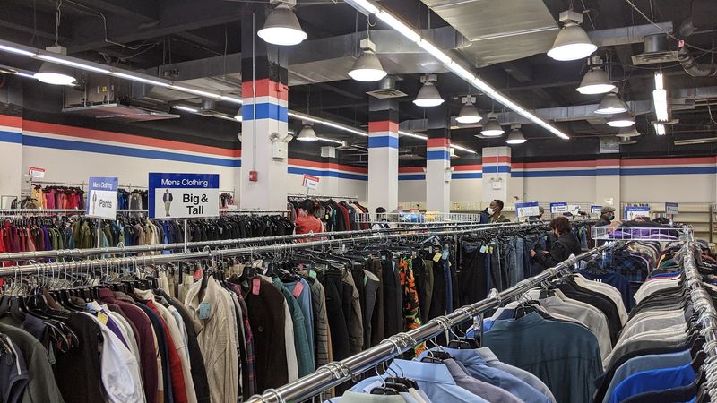 Holiday Sales With 50% Off the Entire Store
