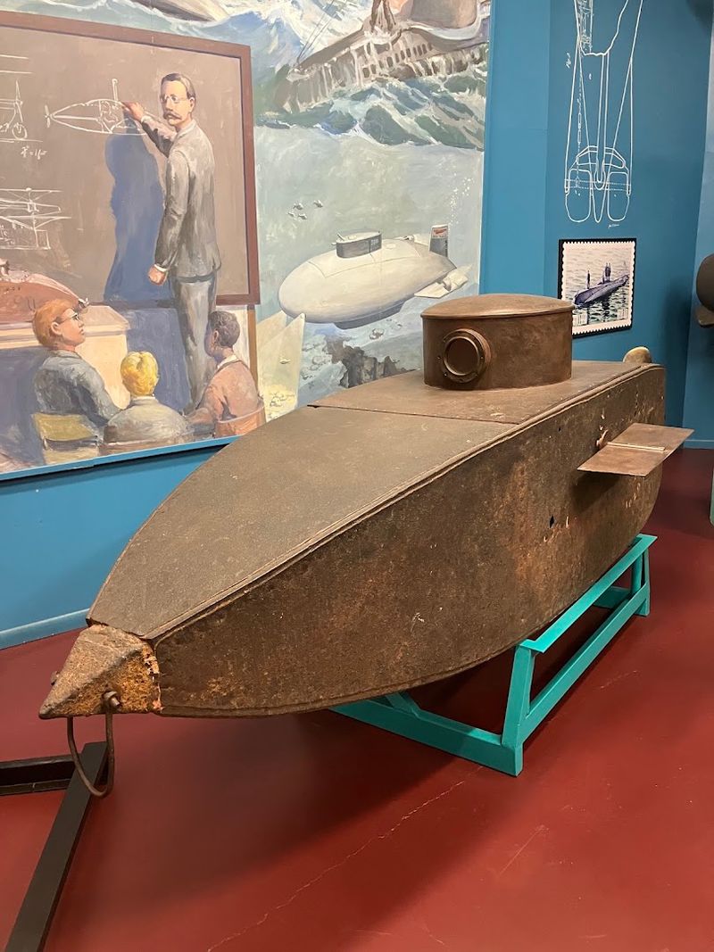 Holland Submarines on Full Display