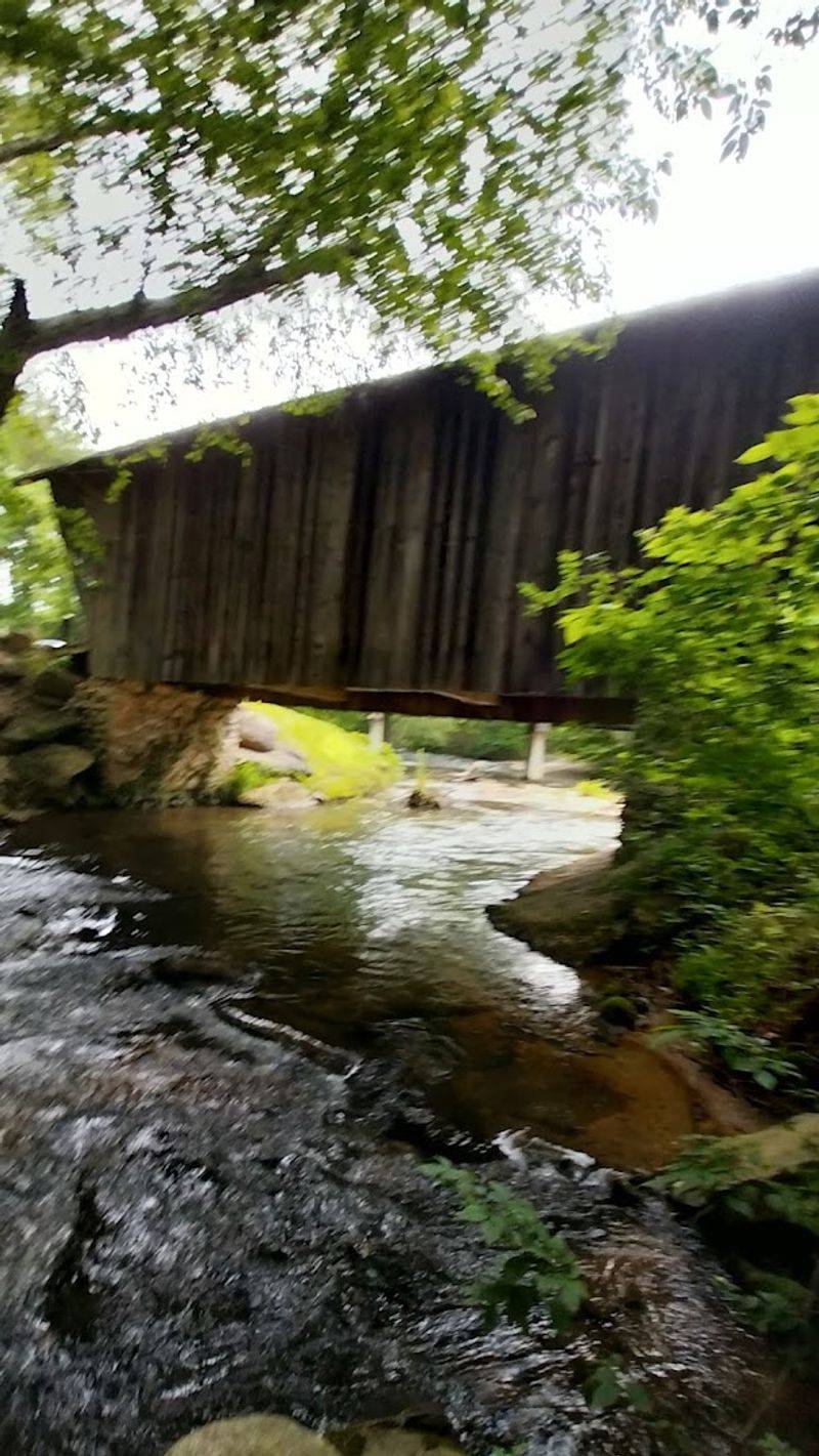 Hollywood Came to Haunt This Bridge Back in 1951