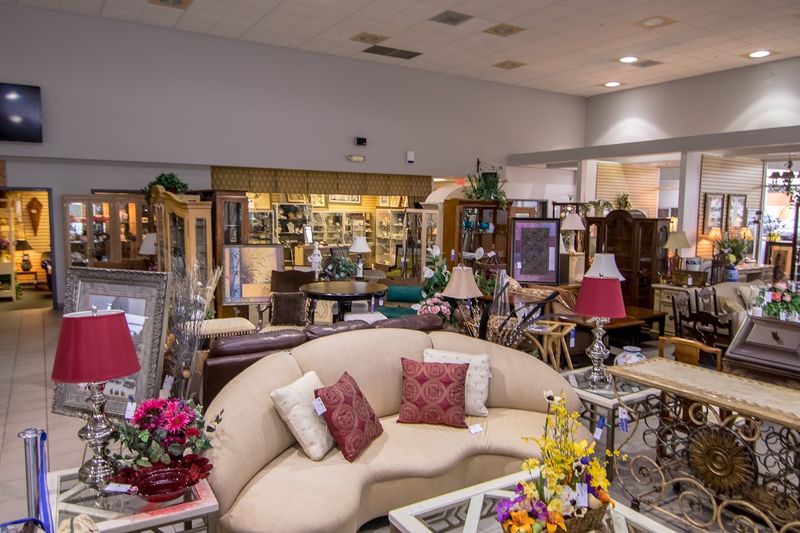 Home Decor That Adds Character Without the Cost Home Decor That Adds Character Without the Cost