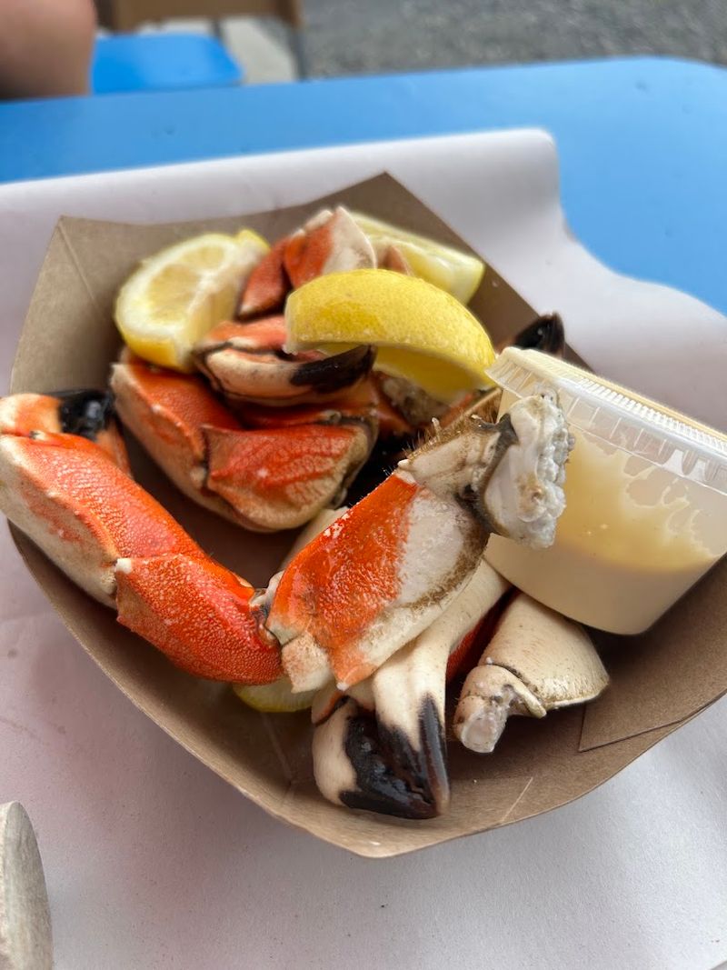 Hooked Up Seafood - Wildwood