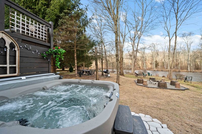 Hot Tub And Sauna For Pure Relaxation Hot Tub And Sauna For Pure Relaxation