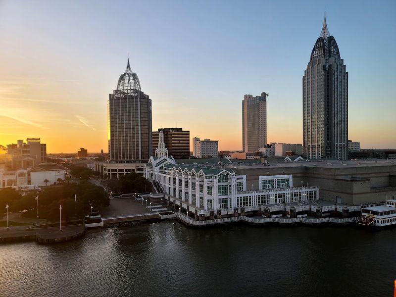 How Mobile's Mardi Gras Differs From New Orleans How Mobile's Mardi Gras Differs From New Orleans