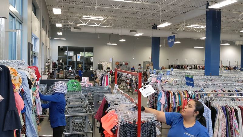 How to Actually Fill a Cart for Under $40 How to Actually Fill a Cart for Under $40