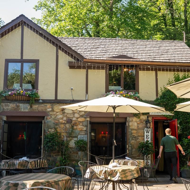 How to Plan Your Visit to Old Angler's Inn