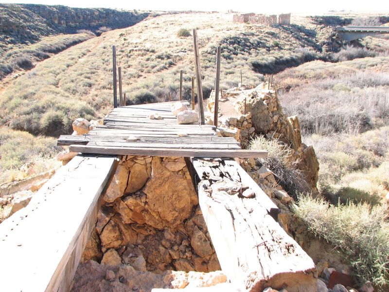 How to Visit Two Guns Safely and Respectfully