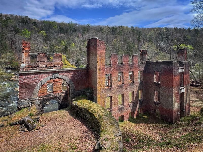 Hunger Games Film Location: Hollywood Hid Here Hunger Games Film Location: Hollywood Hid Here