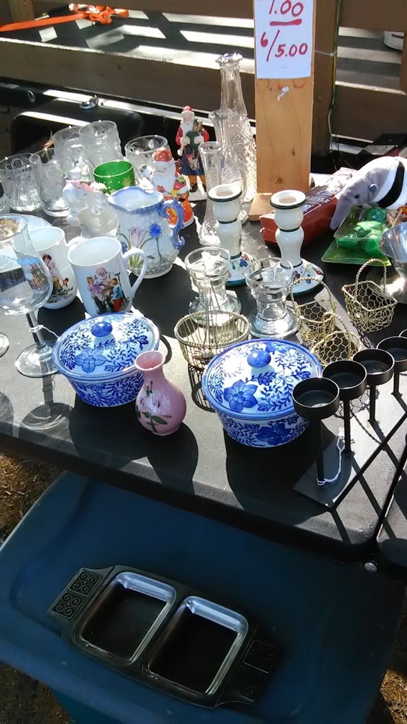 Hunting for Antiques and Collectibles