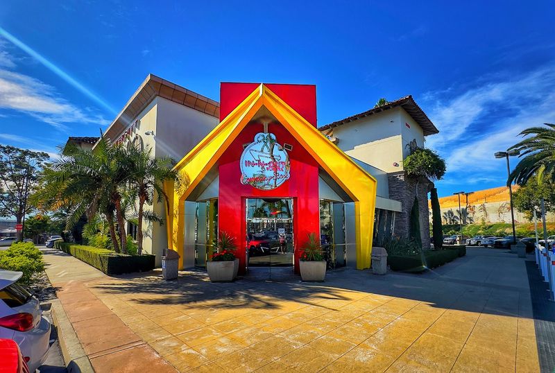 In-N-Out University and the Merchandise Store Nearby