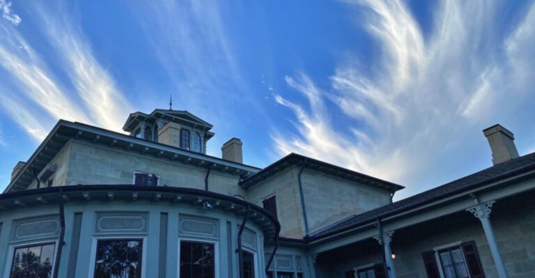 Inside Alabama’s Most Haunted Mansion, Visitors Still Report Chilling Encounters