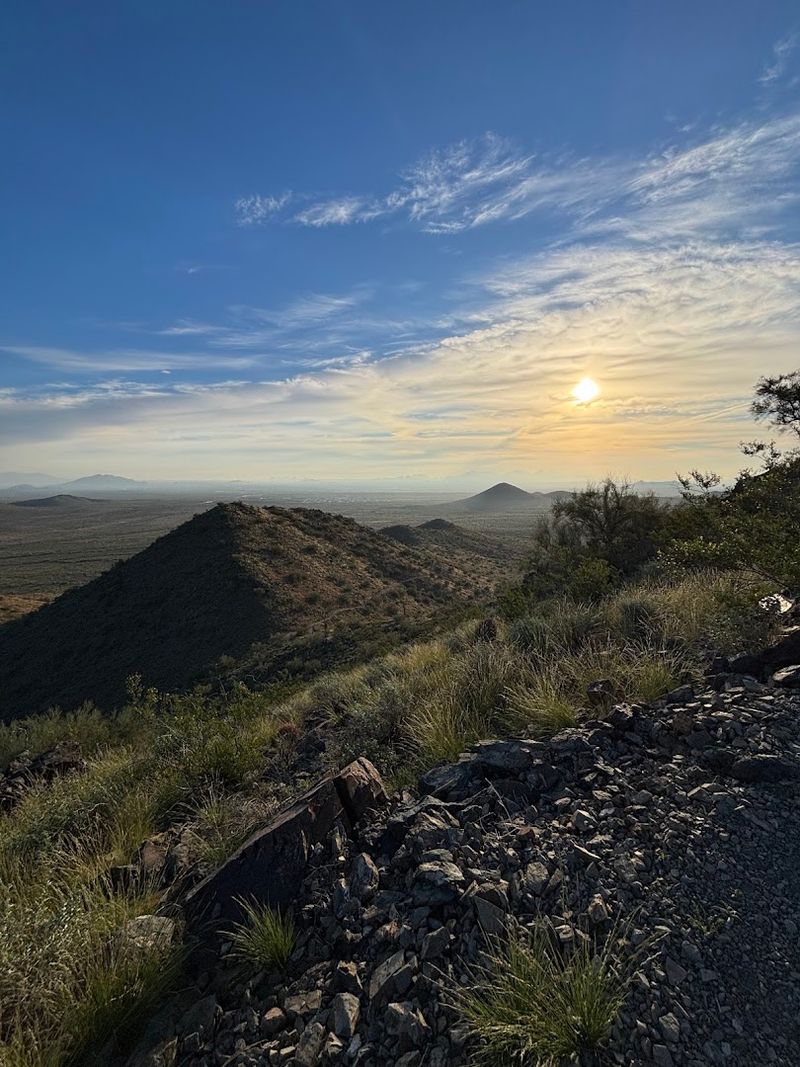 Jaw-Dropping Sunset Views from Elevated Peaks