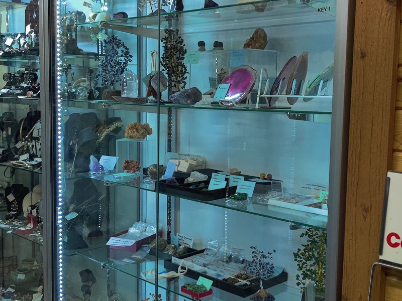 Jewelry and Wearable Vintage Finds