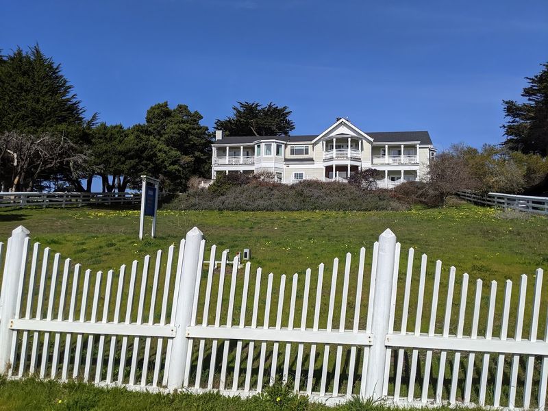 Jug Handle Creek Farm: The Perfect Place to Stay Nearby Jug Handle Creek Farm: The Perfect Place to Stay Nearby