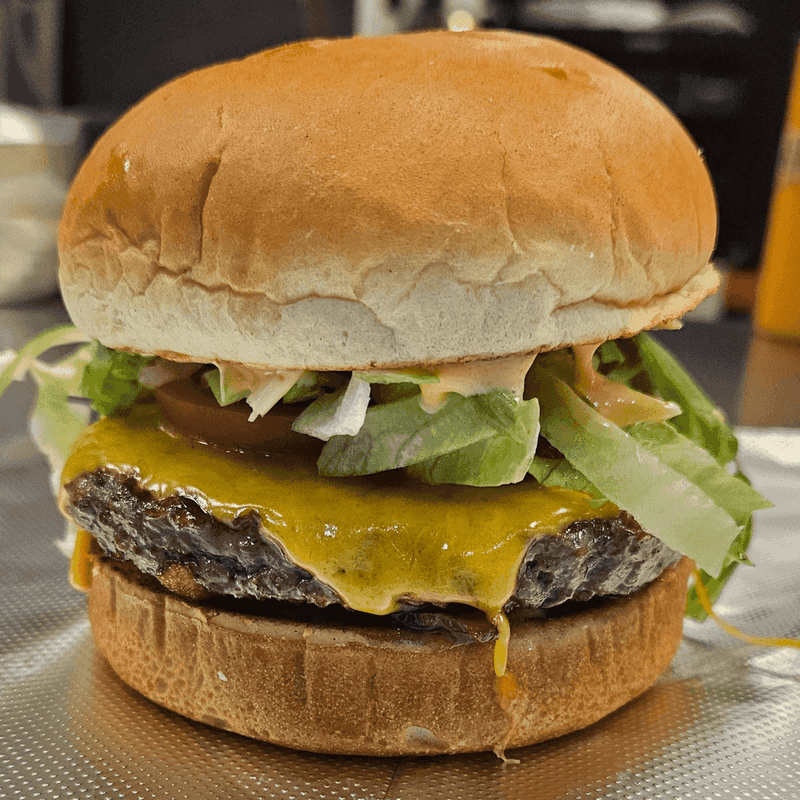 Juicy, Made-to-Order Burgers