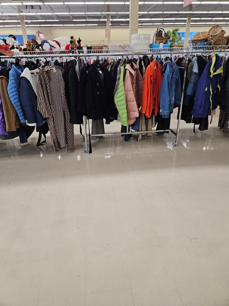 Kids' Clothing Section Worth Every Minute of Browsing Kids' Clothing Section Worth Every Minute of Browsing
