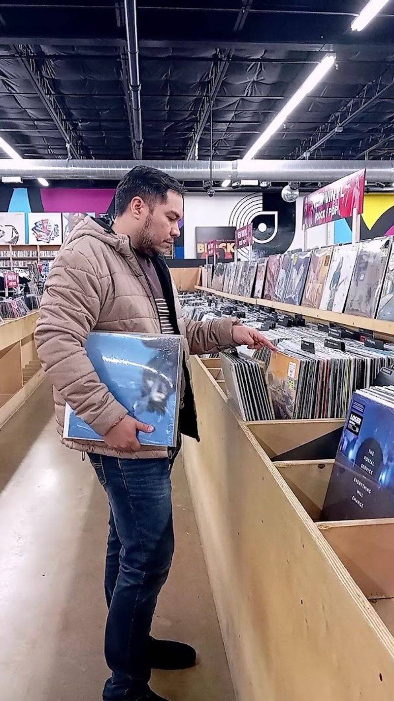 Knowledgeable Staff Who Actually Love Music Knowledgeable Staff Who Actually Love Music