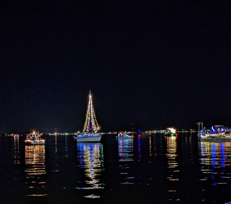 Lake Jackson Waterfront Scenery