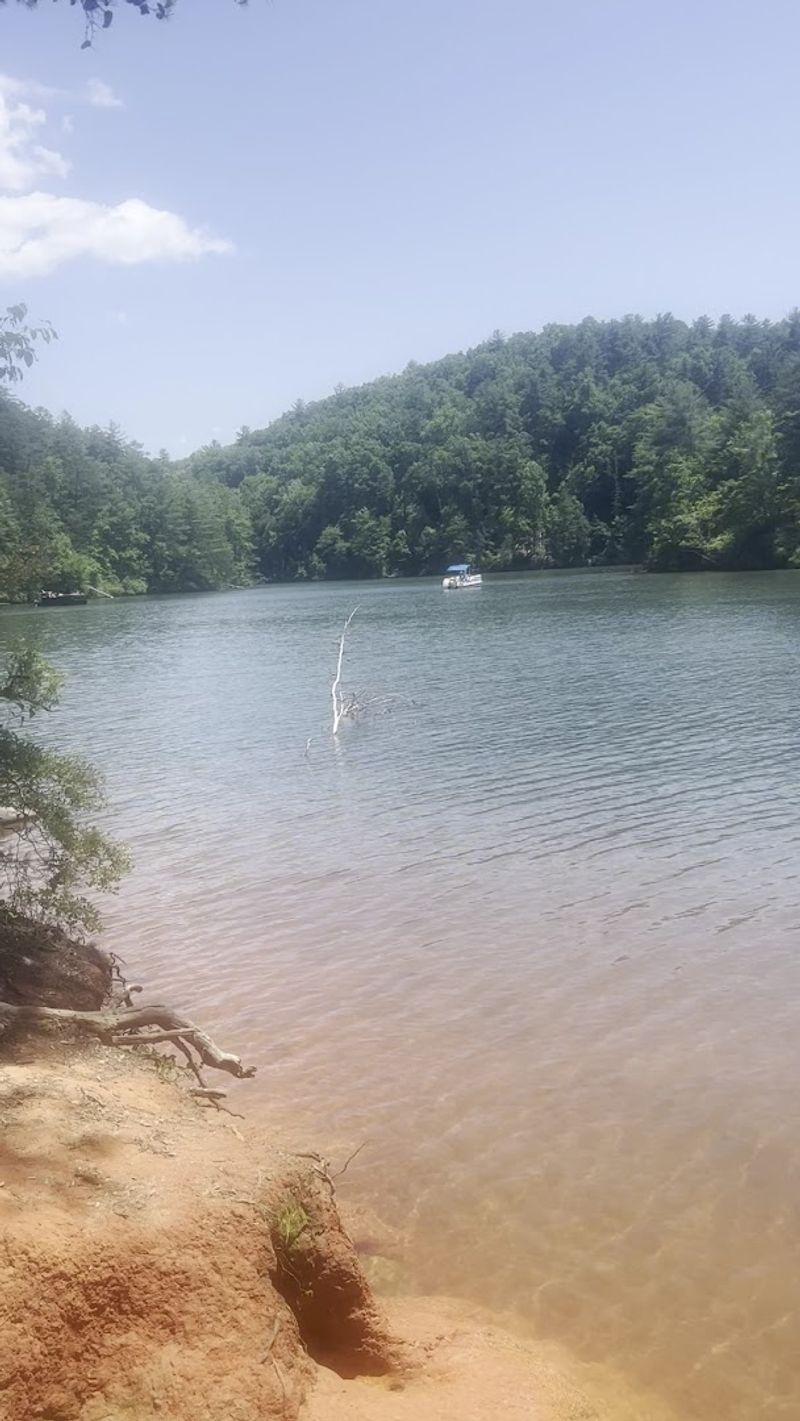 Lake Keowee Views That Will Stop You Mid-Stride Lake Keowee Views That Will Stop You Mid-Stride
