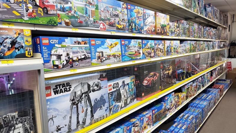 Lego Sets and Metal Earth Kits for Every Age Lego Sets and Metal Earth Kits for Every Age