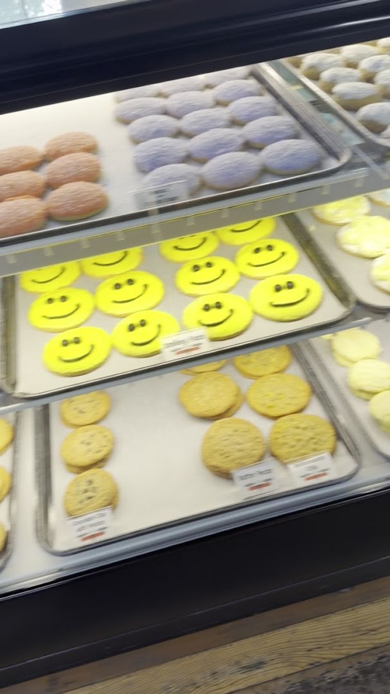 Lemon Treats That Brighten Any Day Lemon Treats That Brighten Any Day