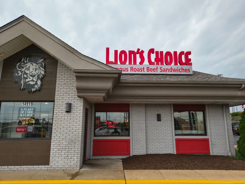Lion's Choice - Ballwin, Missouri