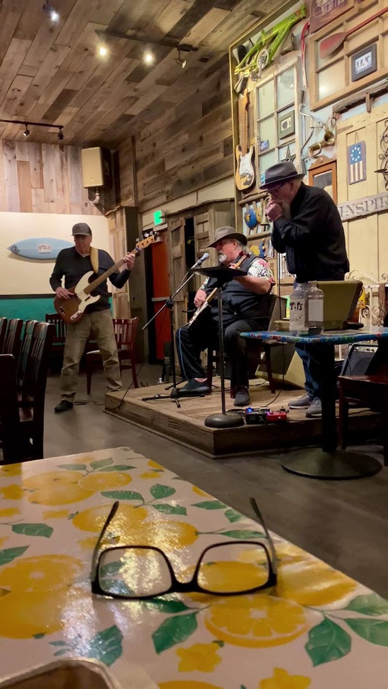 Live Blues Music That Sets the Perfect Mood