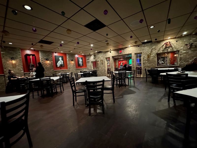 Live Music That Makes Dinner Feel Like a Party