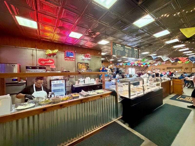 Live Music and Community Vibes: More Than Just a Meal Live Music and Community Vibes: More Than Just a Meal