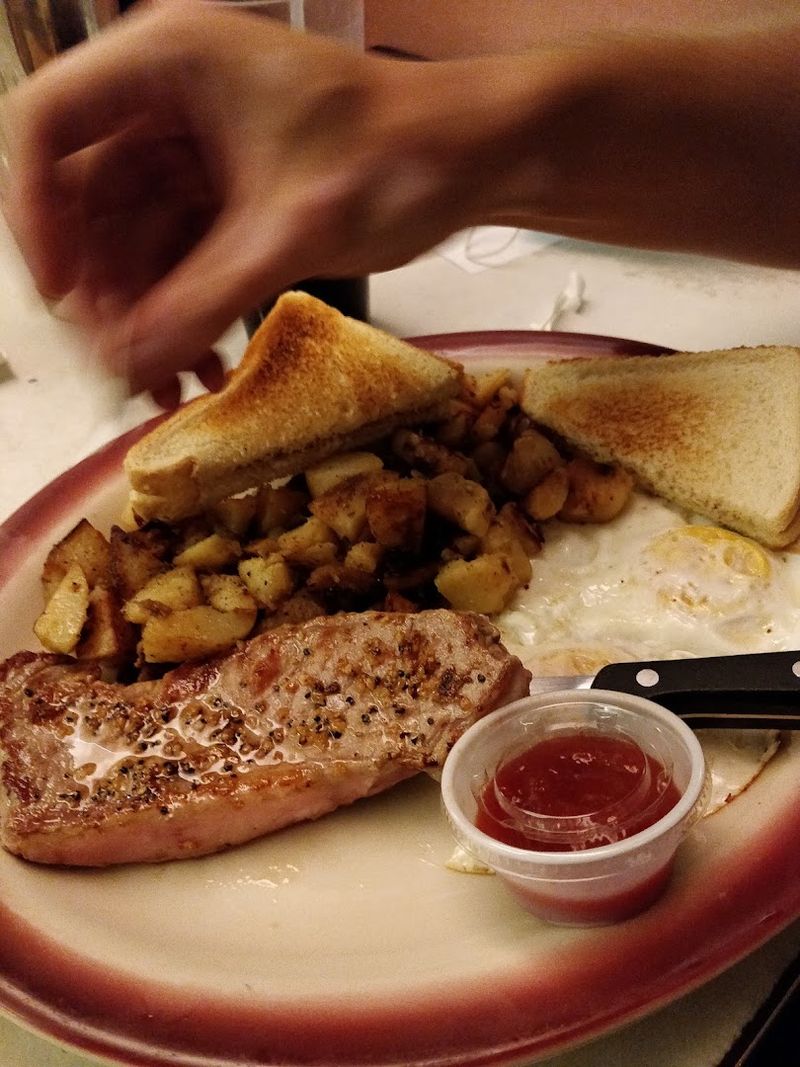 Liver and Onions with Chunky Applesauce Surprise